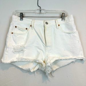 501 Levi's Frayed Denim Shorts- White